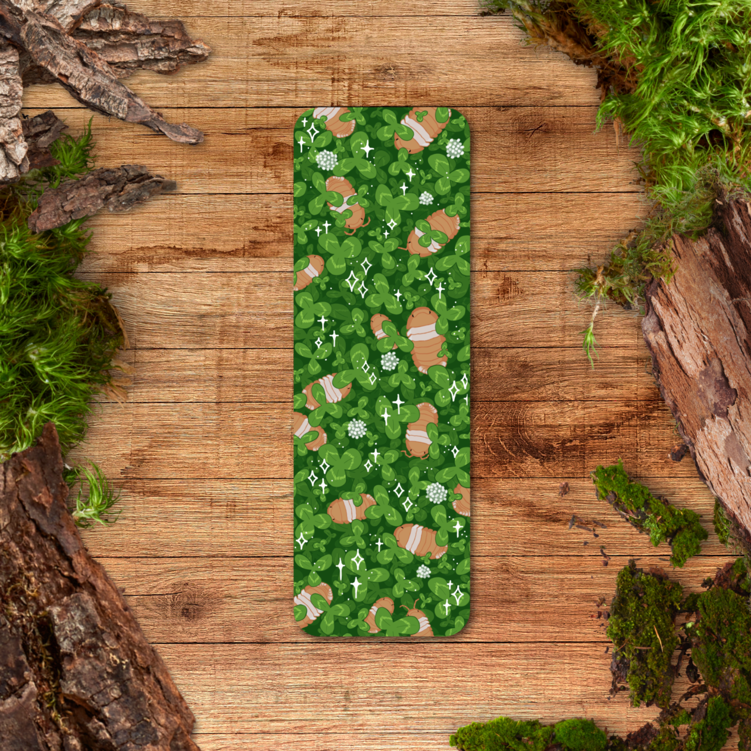 28 Bookmark - Clover Field - Cubaris sp Red Panda King